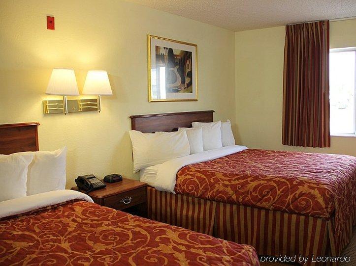 Intown Suites Extended Stay Greenville Nc מראה חיצוני תמונה
