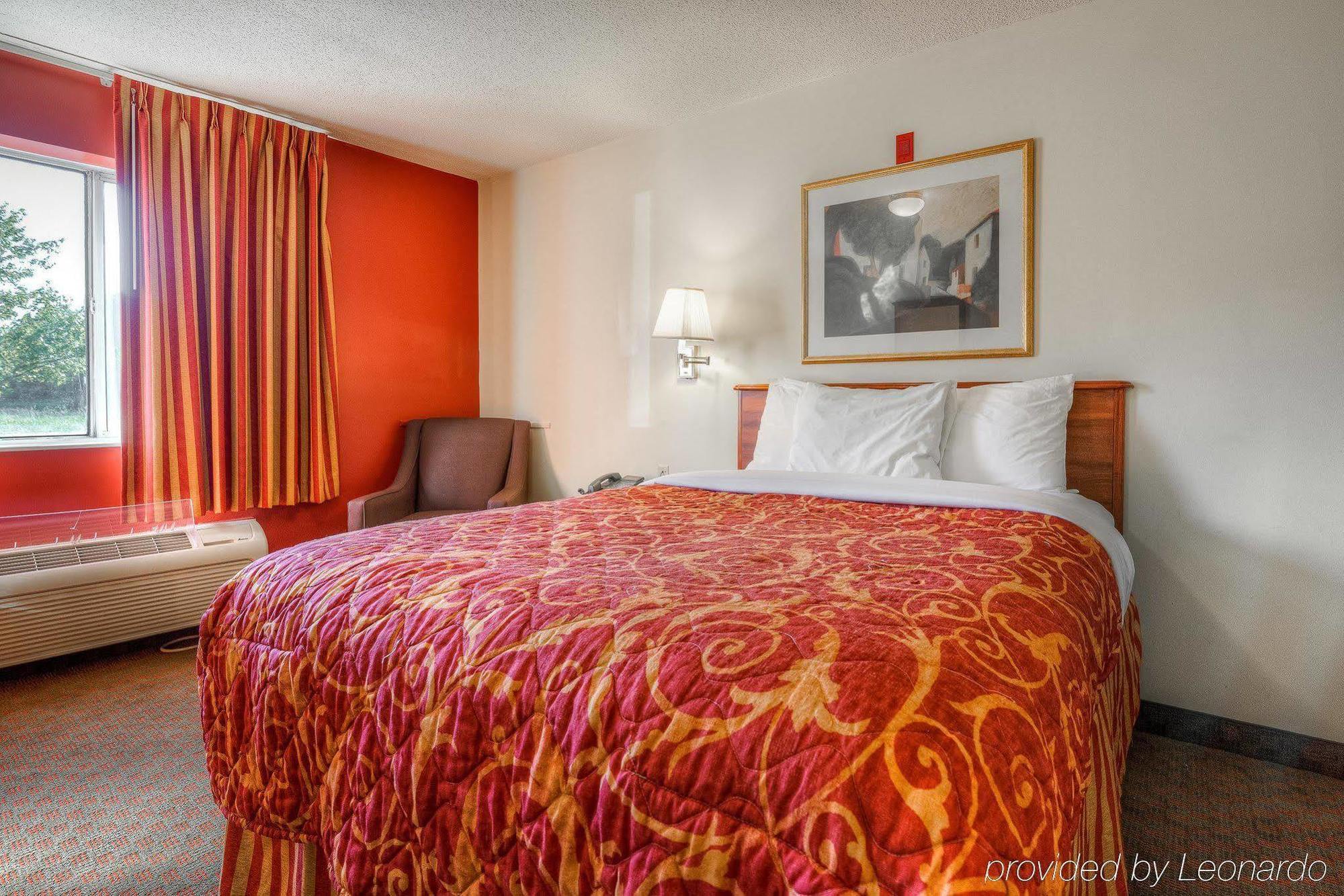 Intown Suites Extended Stay Greenville Nc מראה חיצוני תמונה